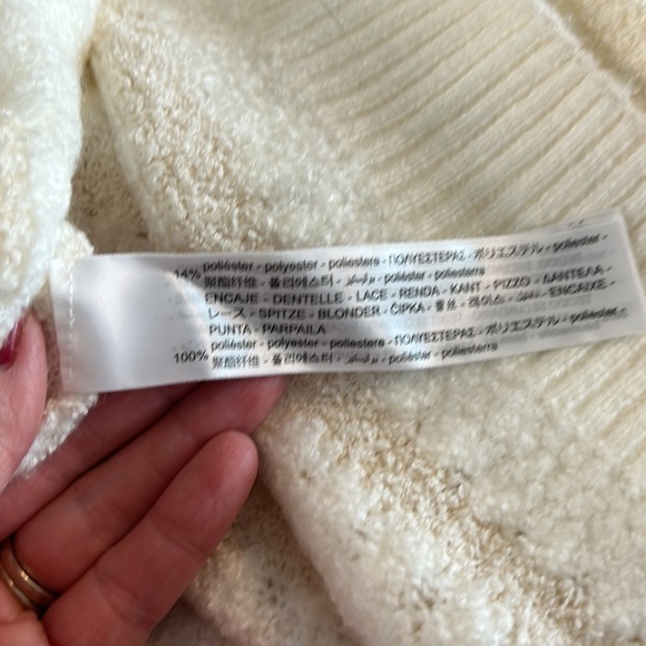 ZARA Blogger Favorite Lace Crochet Sweater Size S - Picture 6 of 6